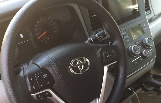 2015 Toyota Sienna - photo 5