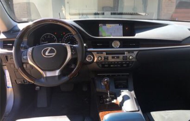 2014 Lexus ES 350 - photo 2