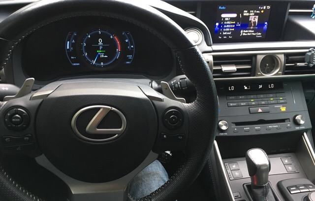 2016 Lexus IS 200t - photo 5