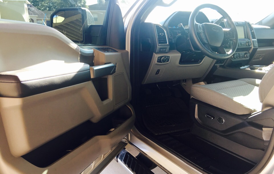 2015 Ford F-150 - photo 3