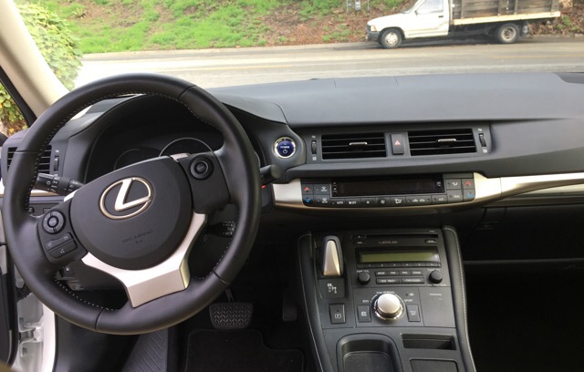 2016 Lexus CT 200h - photo 4