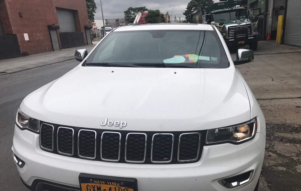 2017 Jeep Grand Cherokee - photo 1
