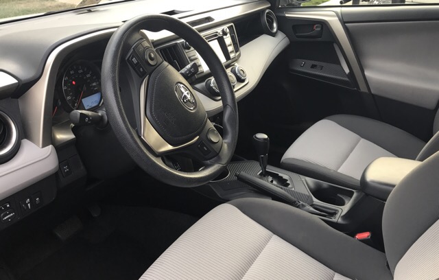 2015 Toyota RAV4 - photo 3