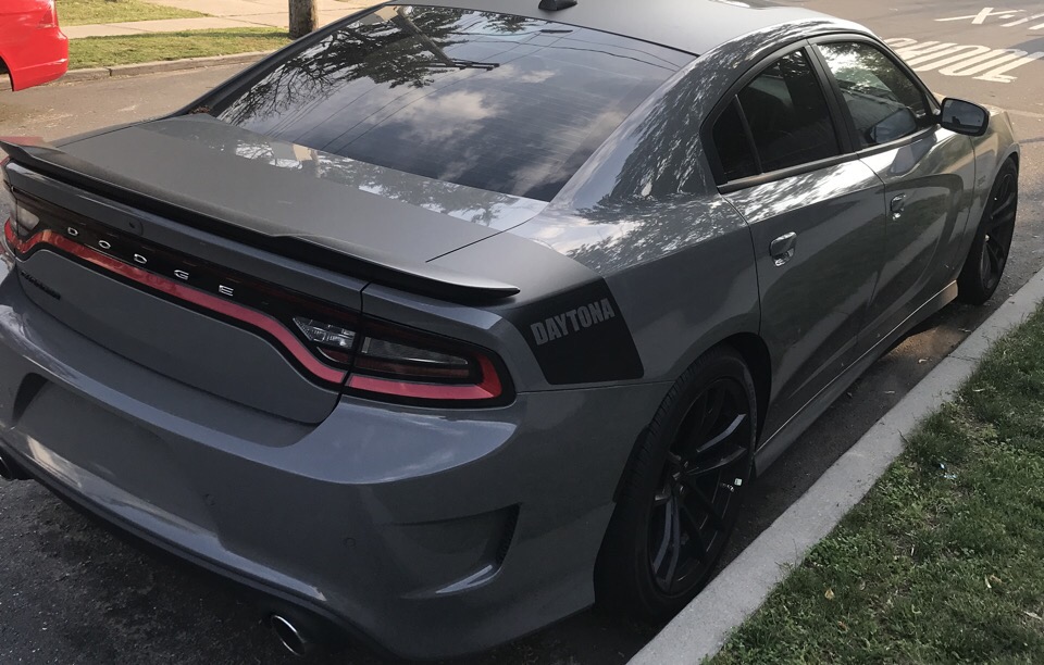 2017 Dodge Charger - photo 0