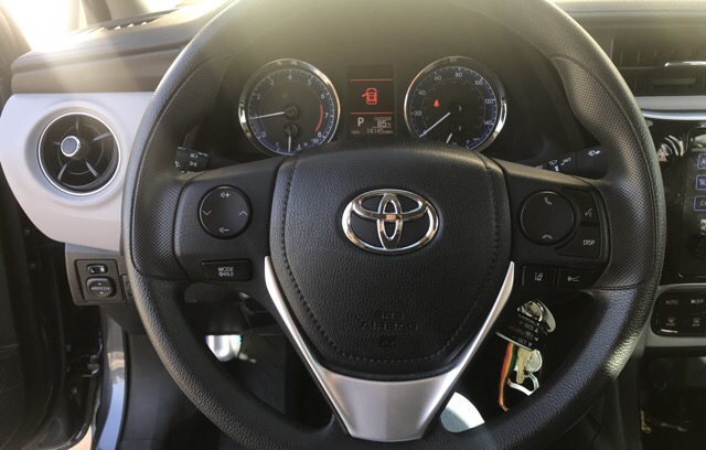 2017 Toyota Corolla - photo 4