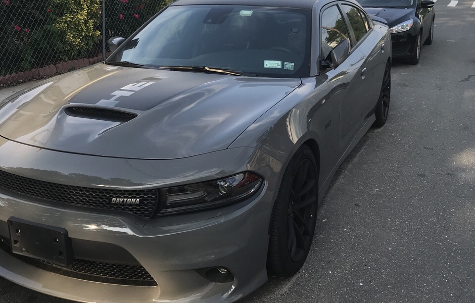 2017 Dodge Charger - photo 2