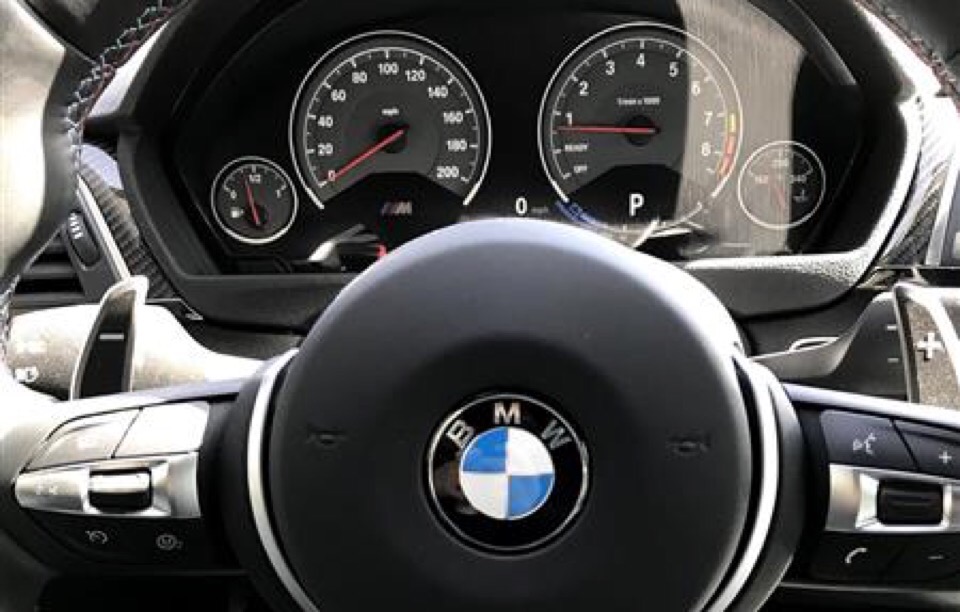 2017 BMW M4 - photo 4