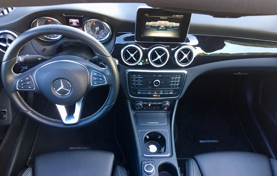 2016 Mercedes-Benz CLA - photo 1