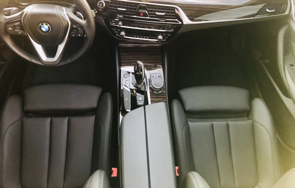 2018 BMW 5 Series - photo 6