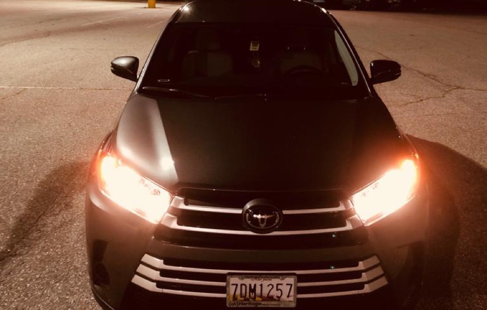 2019 Toyota Highlander - photo 2