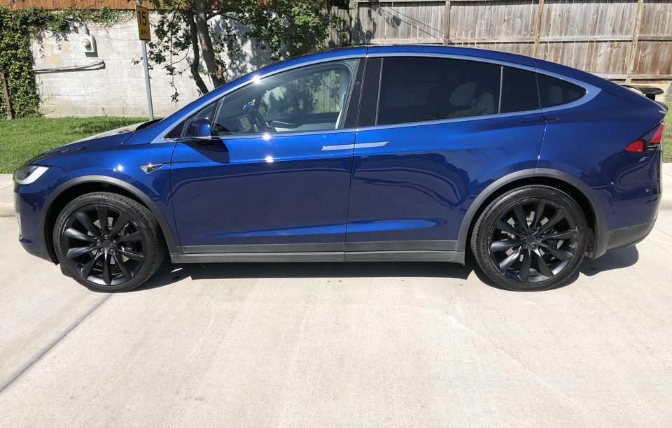 2017 Tesla Model X - photo 2