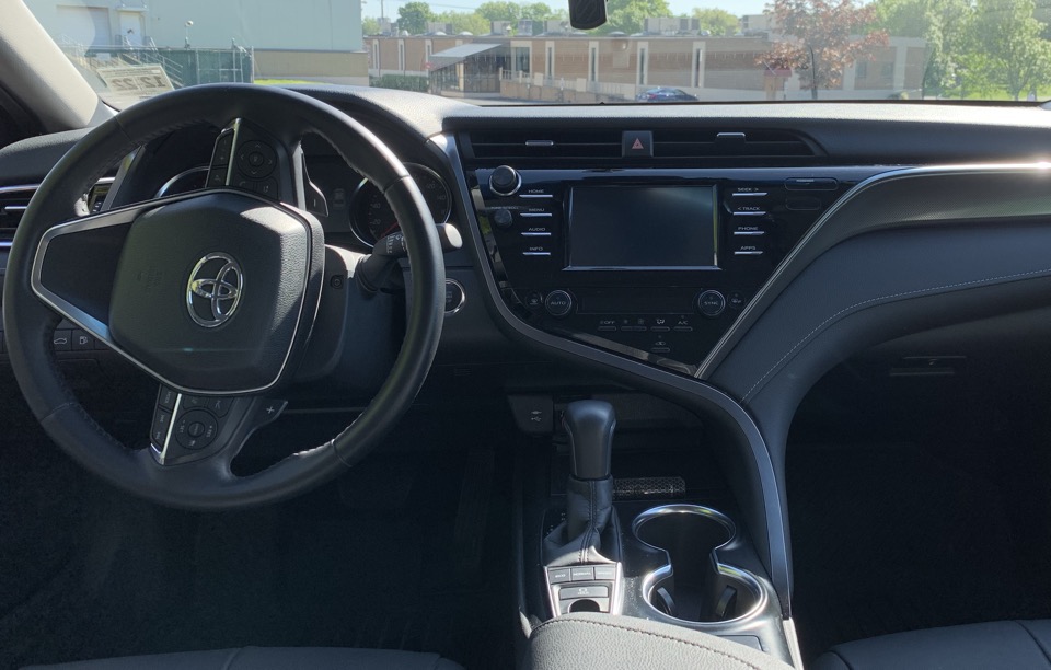 2018 Toyota Camry - photo 7