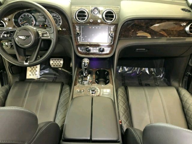 2018 Bentley Bentayga - photo 2