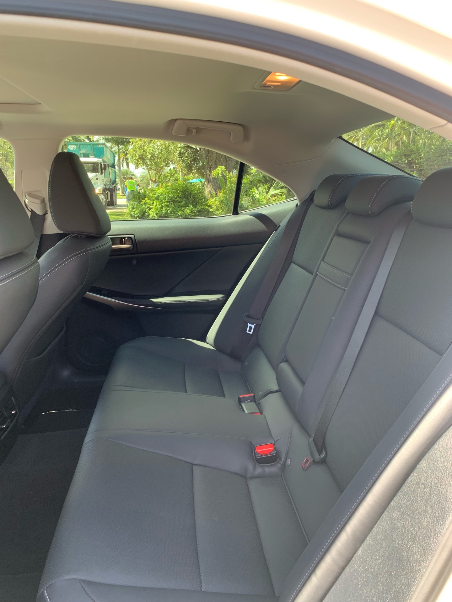 2019 Lexus IS 300 - photo 7