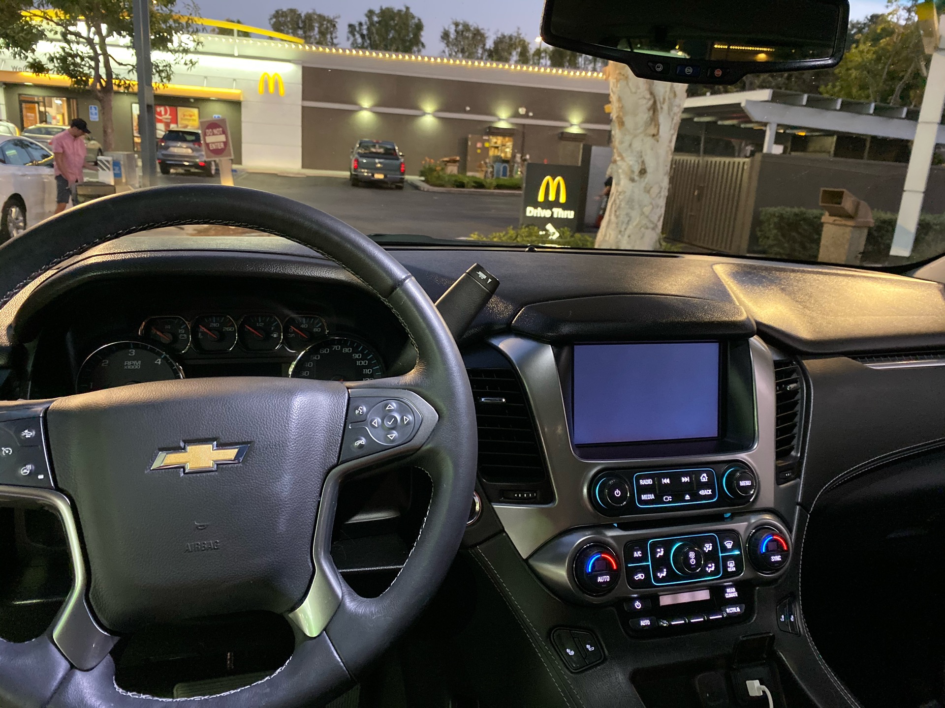 2018 Chevrolet Tahoe - photo 4