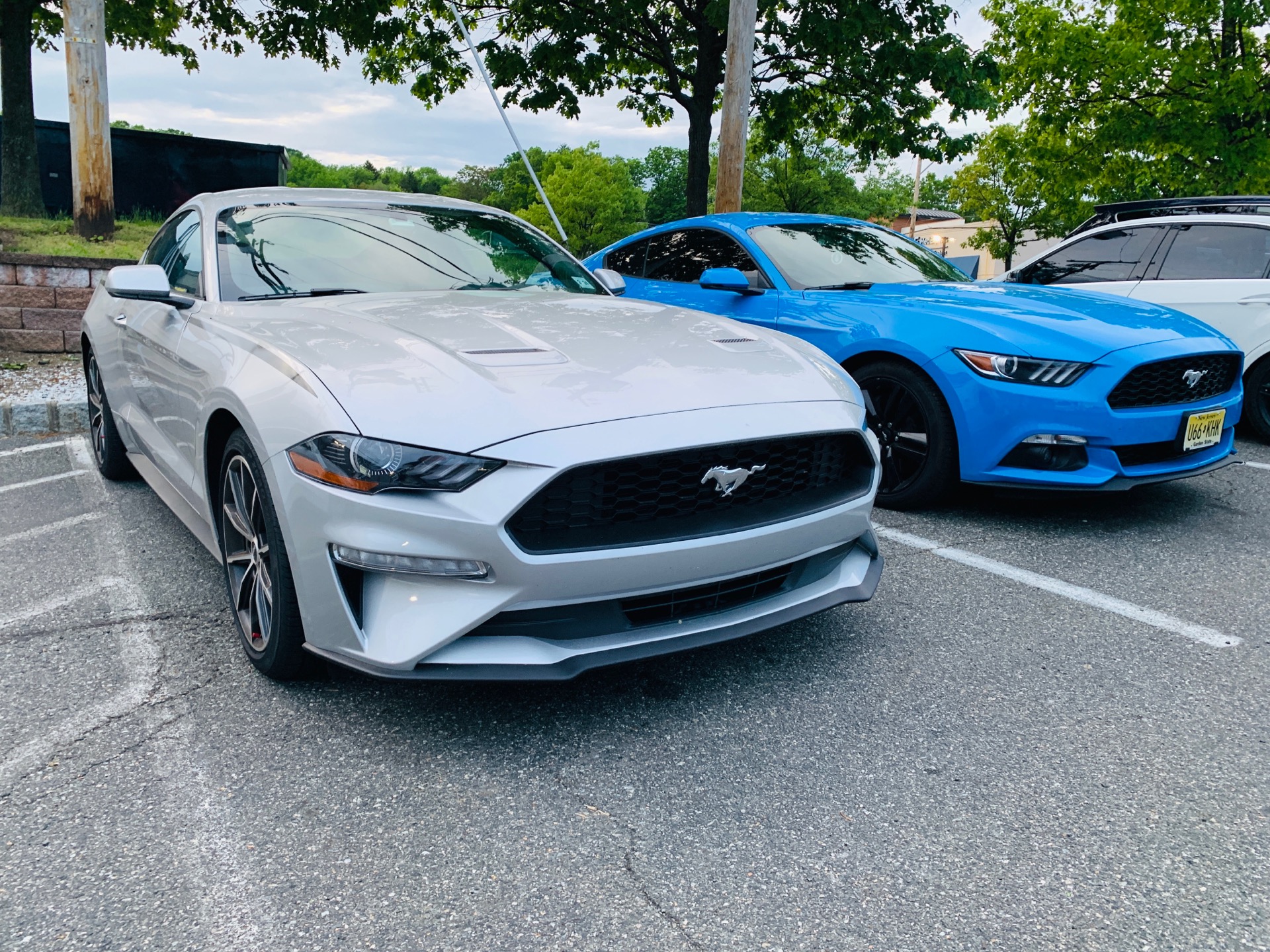 2019 Ford Mustang - photo 2