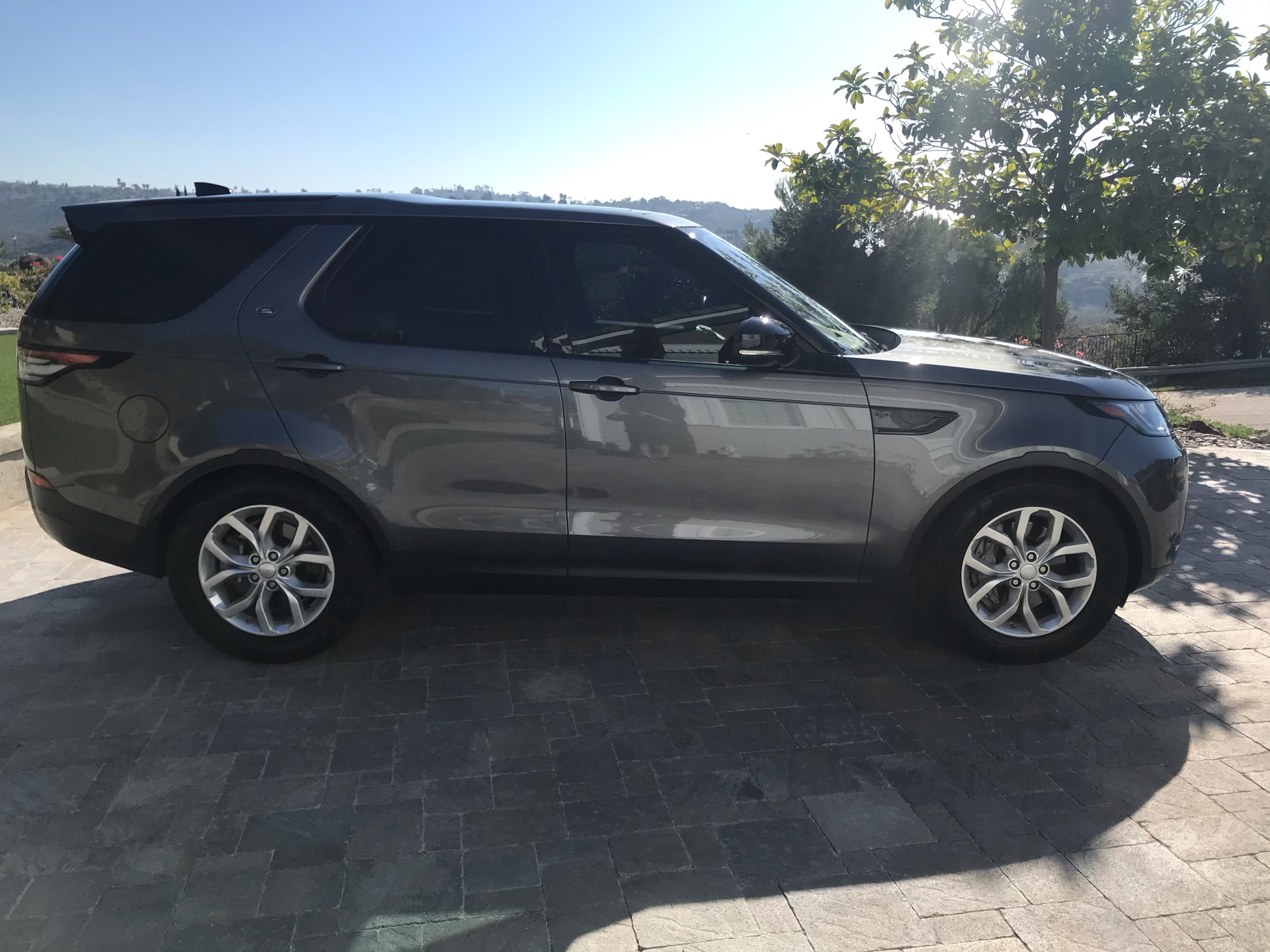2018 Land Rover Discovery - photo 0