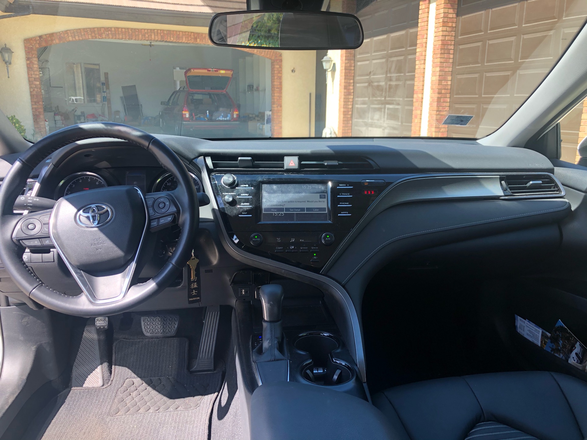 2019 Toyota Camry - photo 7