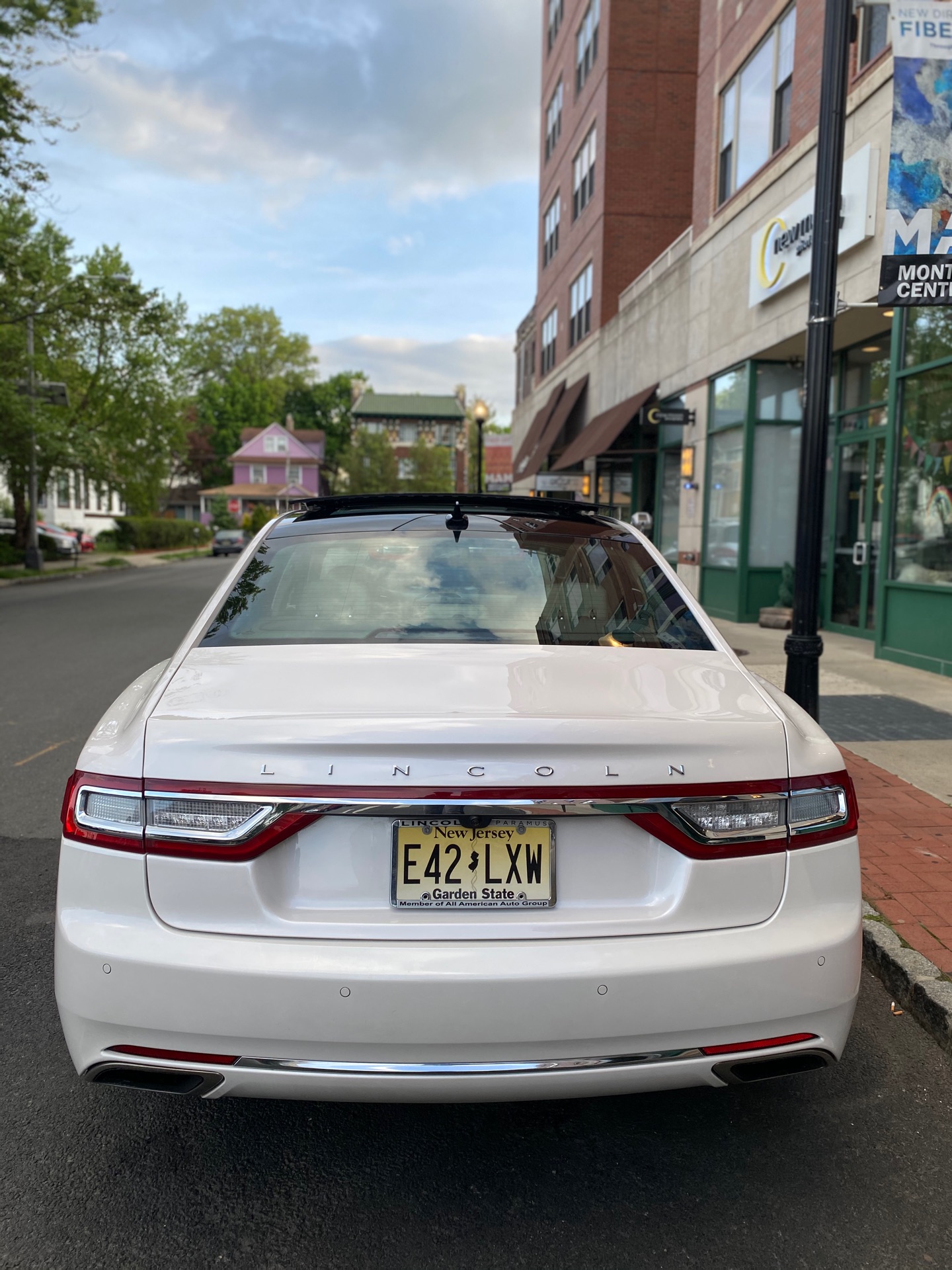 2019 Lincoln Continental - photo 6