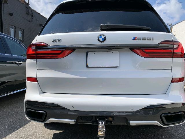 2020 BMW X7 - photo 3