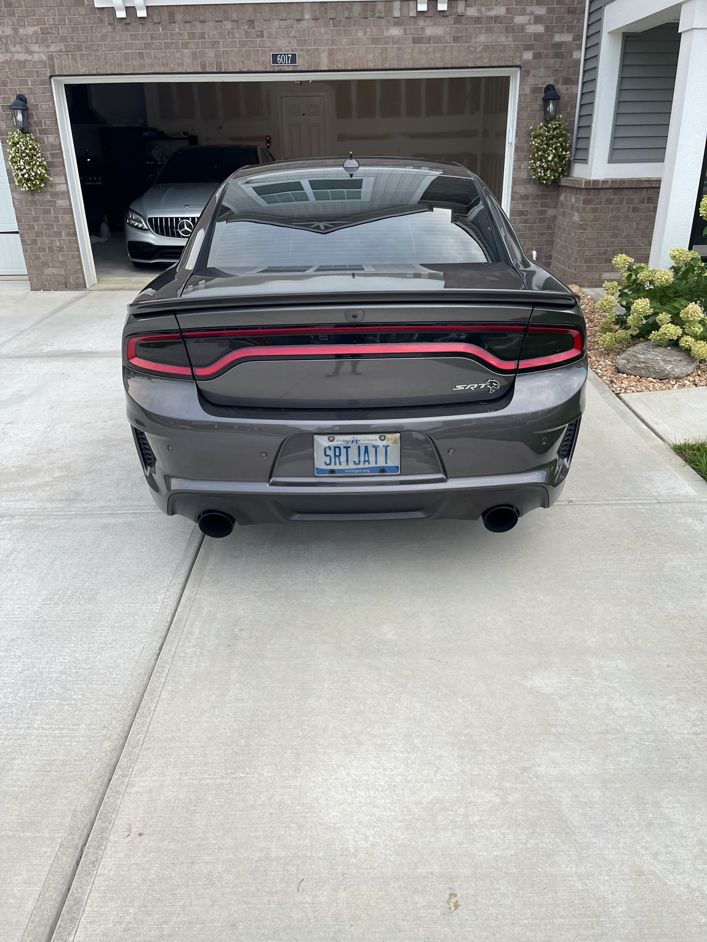 2020 Dodge Charger - photo 4