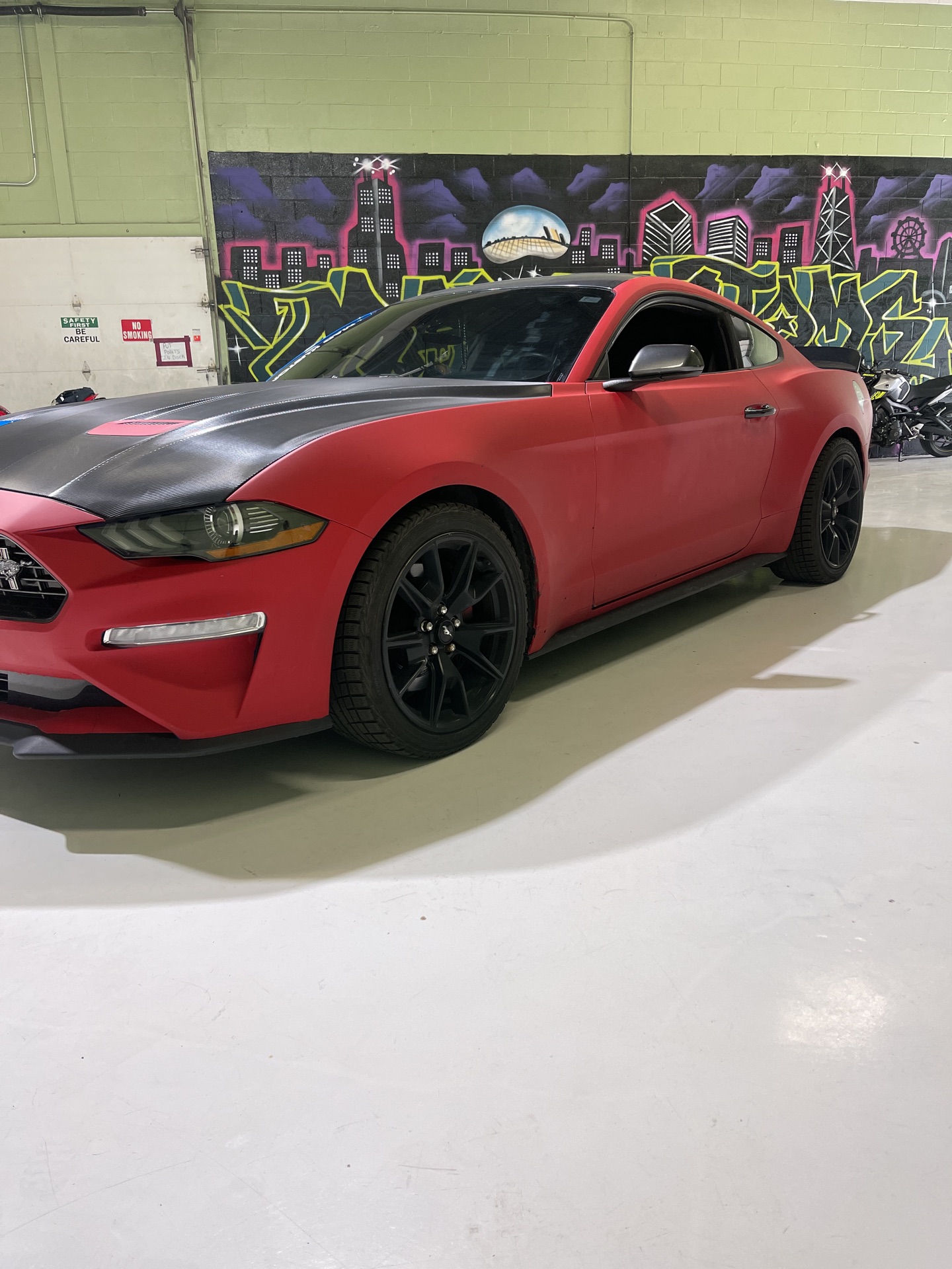 2020 Ford Mustang - photo 2