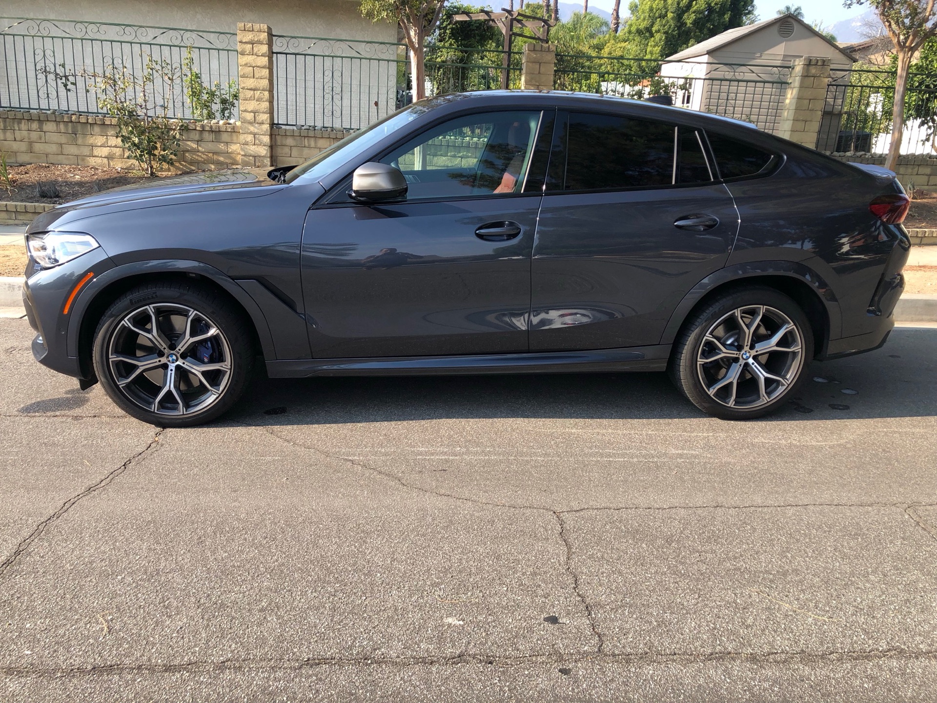 2020 BMW X6 - photo 2