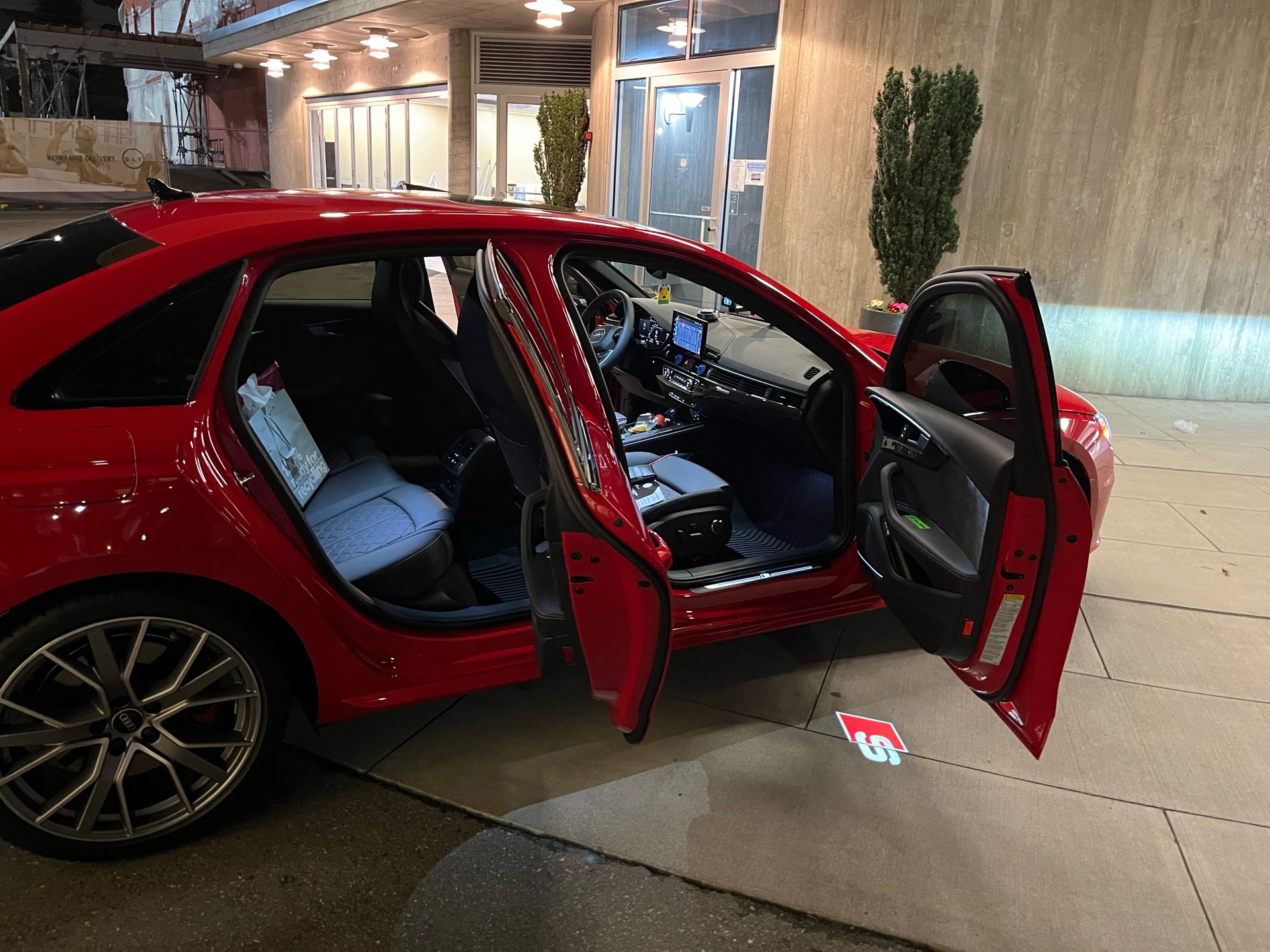 2022 Audi S4 - photo 4