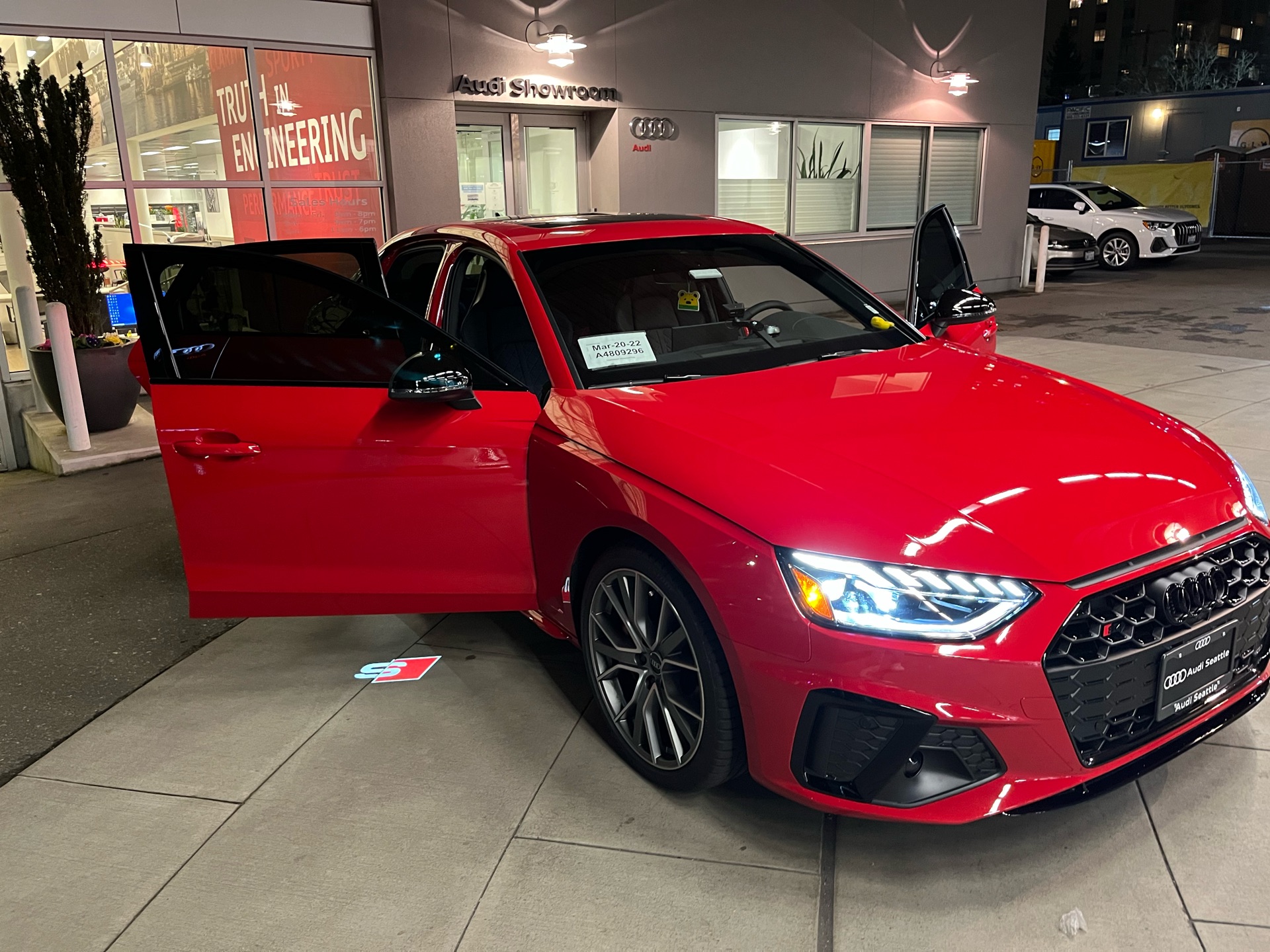 2022 Audi S4 - photo 2