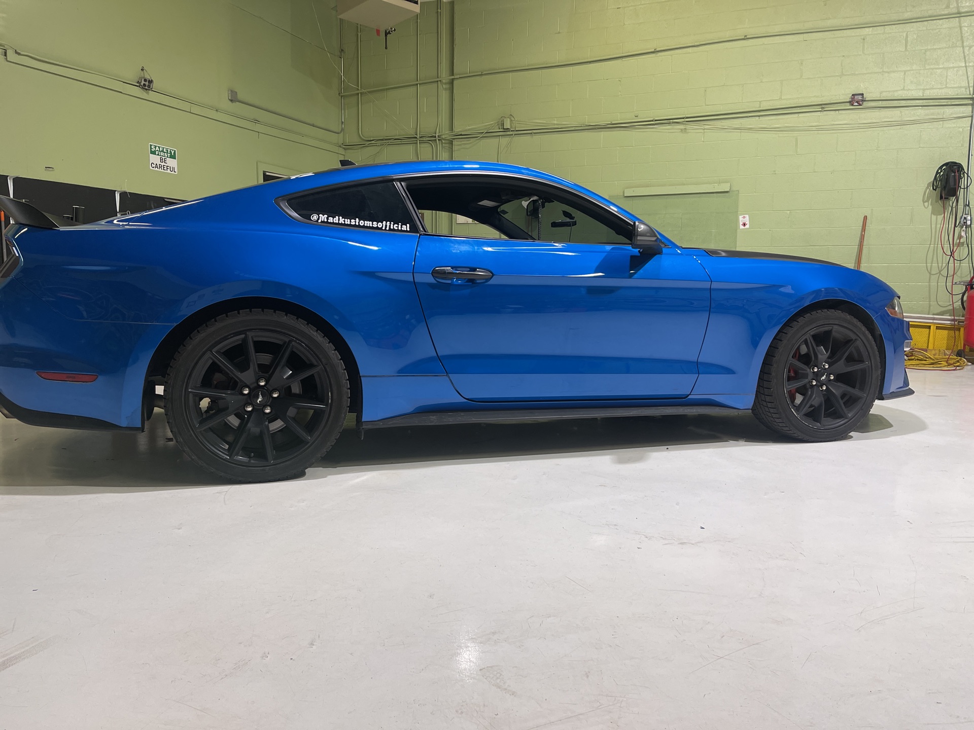 2020 Ford Mustang - photo 5