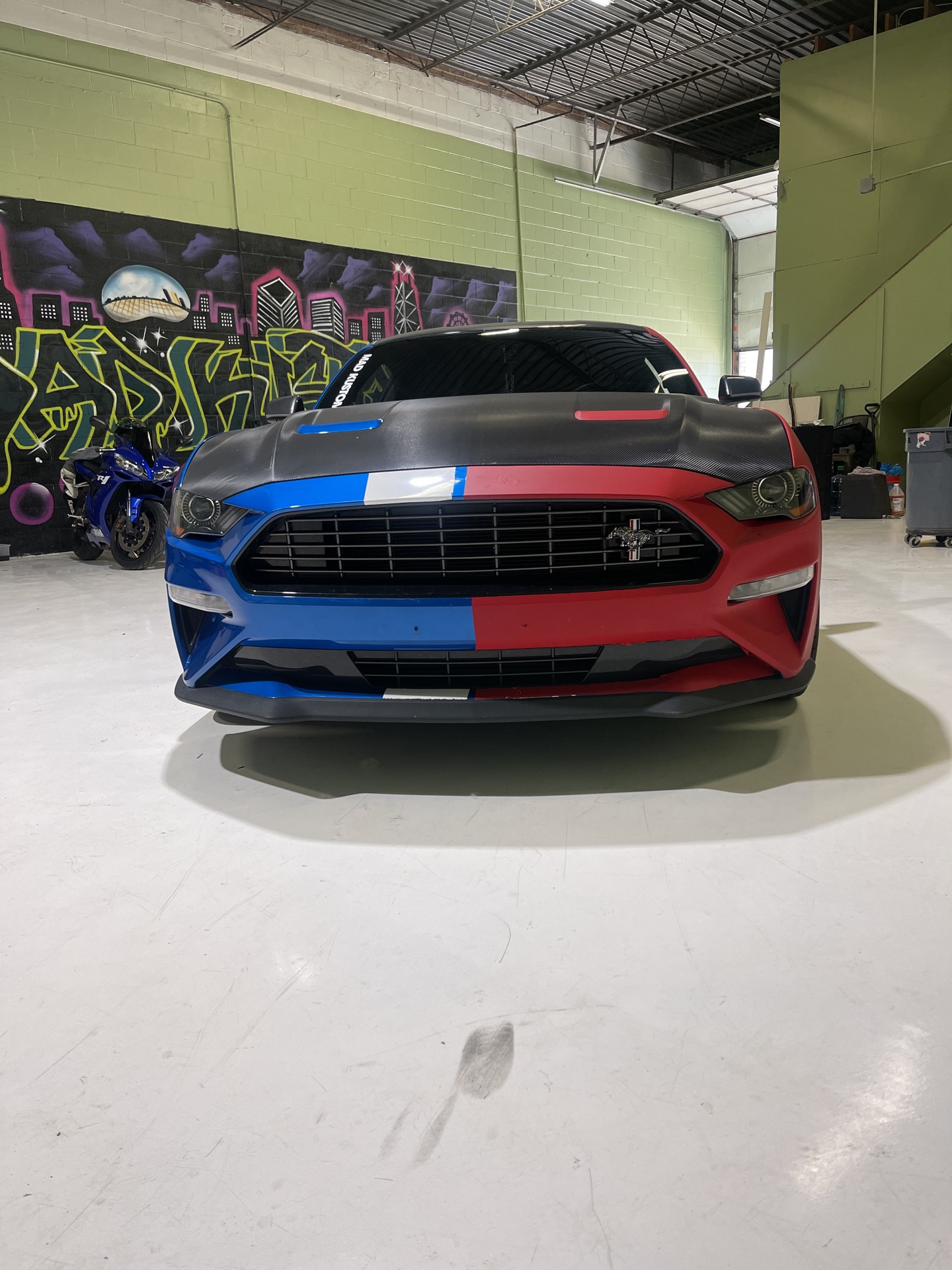 2020 Ford Mustang - photo 1