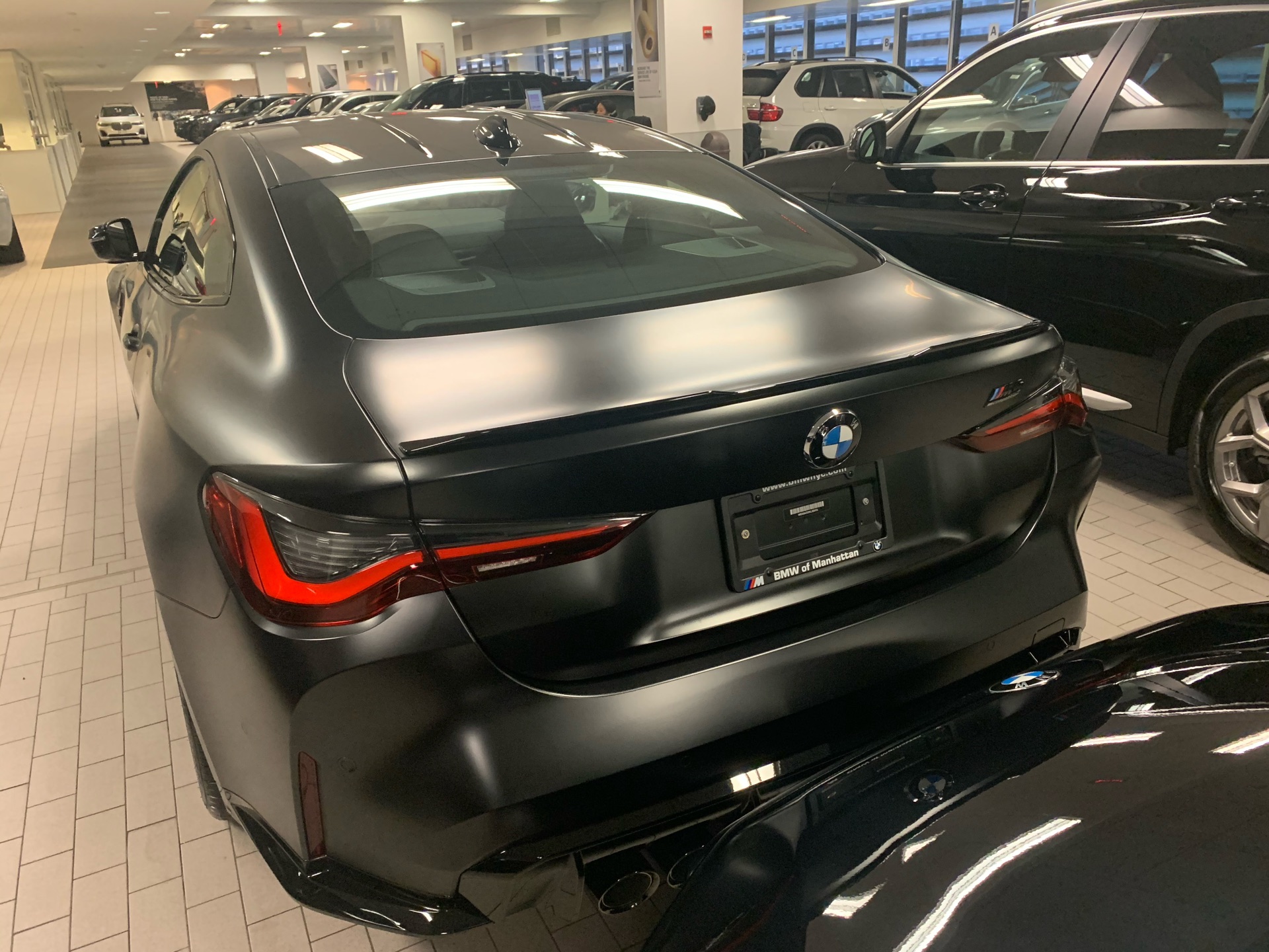 2022 BMW M4 - photo 2