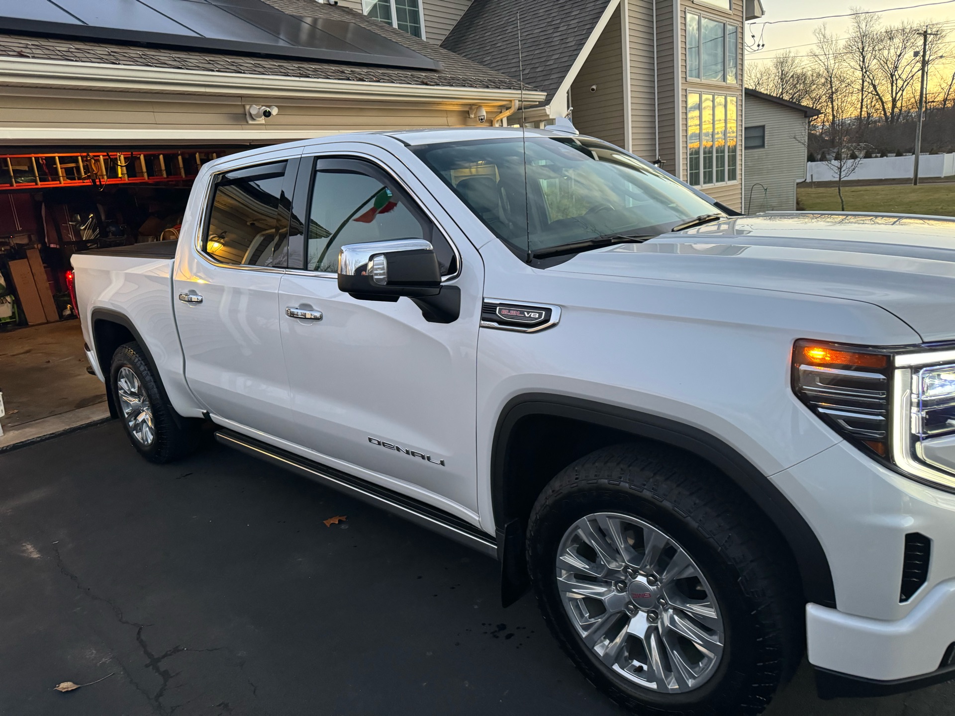 2023 GMC Sierra 1500 - photo 2